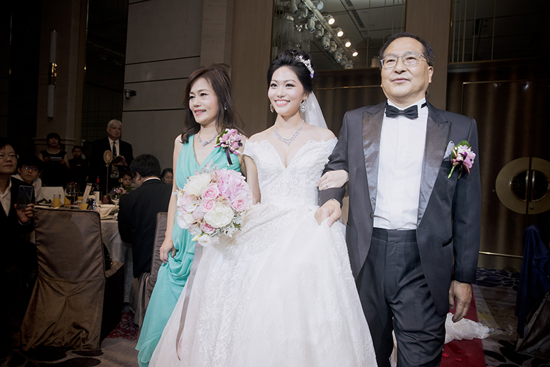 056-婚攝, 婚攝Vincent, 寒舍艾美婚攝, 寒舍艾美婚禮攝影, 寒舍艾美攝影師, 寒舍艾美婚禮紀錄, 寒舍艾美婚宴, 自助婚紗, 婚紗攝影, 婚攝推薦, 婚紗攝影推薦, 孕婦寫真, 孕婦寫真推薦, 婚攝, 孕婦寫真, 孕婦照, 婚禮紀錄, 婚禮攝影, 藝人婚禮, 自助婚紗, 婚紗攝影, 婚禮攝影推薦, 自助婚紗, 新生兒寫真, 海外婚禮攝影, 海島婚禮, 峇里島婚禮, 風雲20攝影師, 寒舍艾美, 東方文華, 君悅酒店, 萬豪酒店, ISPWP & WPPI, 國際婚禮攝影, 台北婚攝, 台中婚攝, 高雄婚攝, 婚攝推薦, 自助婚紗, 自主婚紗, 新生兒寫真孕婦寫真, 孕婦照, 孕婦寫真, 婚禮紀錄, 婚禮攝影, 婚禮紀錄, 藝人婚禮, 自助婚紗, 婚紗攝影, 婚禮攝影推薦, 孕婦寫真, 自助婚紗, 新生兒寫真, 海外婚禮攝影, 海島婚禮, 峇里島婚攝, 寒舍艾美婚攝, 東方文華婚攝, 君悅酒店婚攝,  萬豪酒店婚攝, 君品酒店婚攝, 翡麗詩莊園婚攝, 晶華酒店婚攝, 林酒店婚攝, 君品婚攝, 寒舍艾麗婚攝, 中國麗緻婚攝, 萬豪酒店婚攝推薦, 萬怡酒店婚攝推薦, 美式婚攝, 美式婚禮攝影, 台北美式婚禮攝影